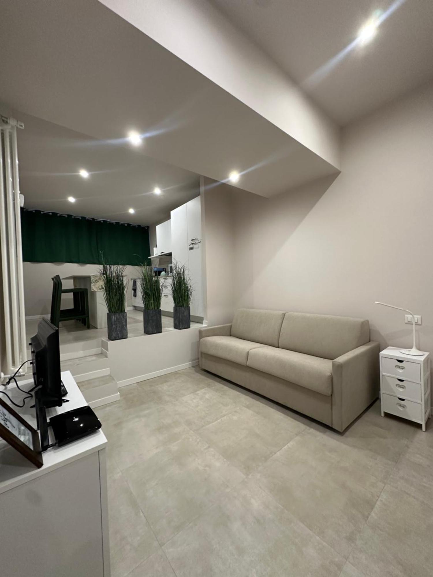 Monolocale Piazza Gambara M1 Apartment Milano Exterior foto